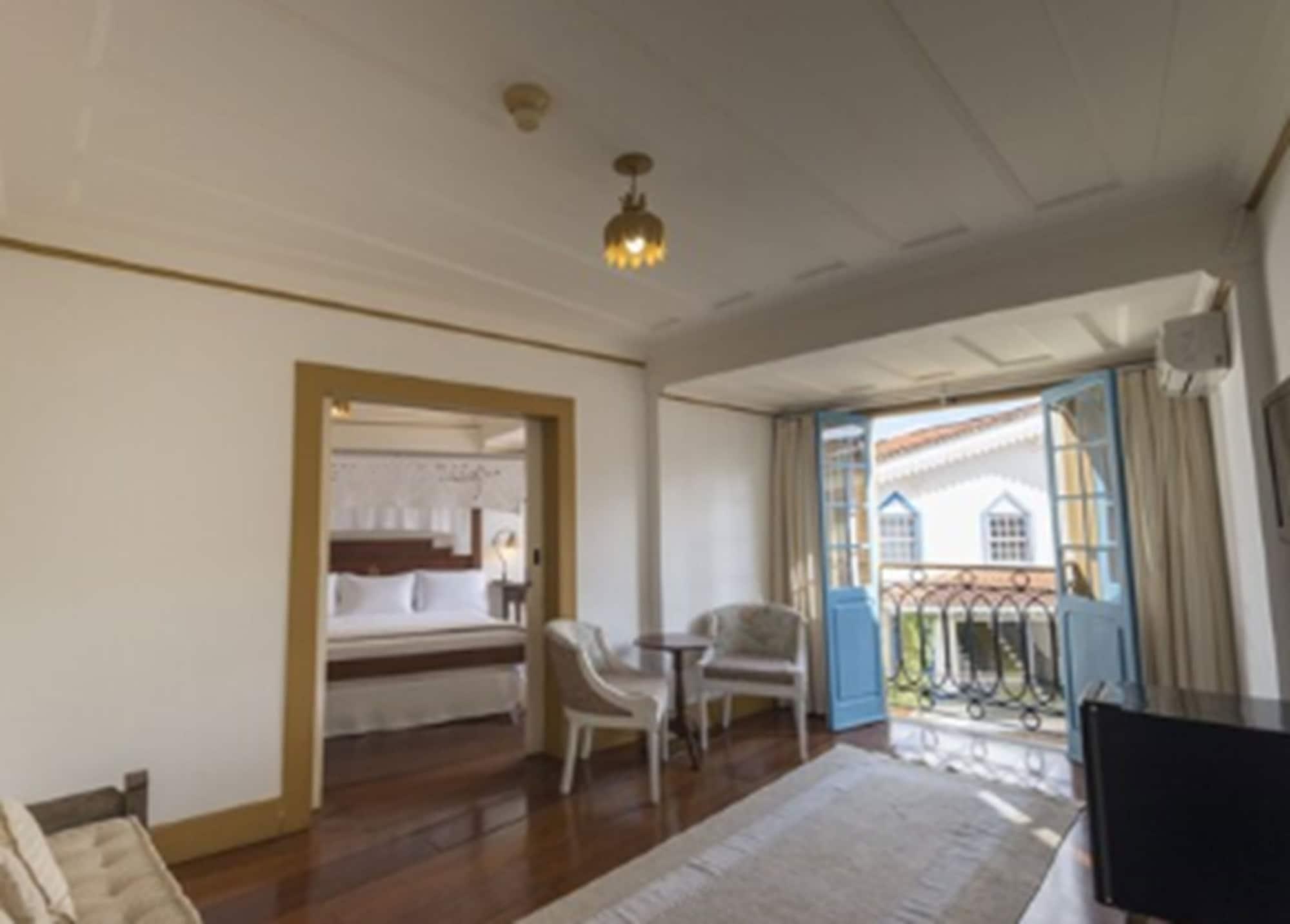 Hotel Solar do Rosário Ouro Preto  Exterior foto A suite at the hotel